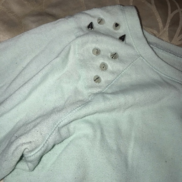 Sweater - Picture 2 of 3